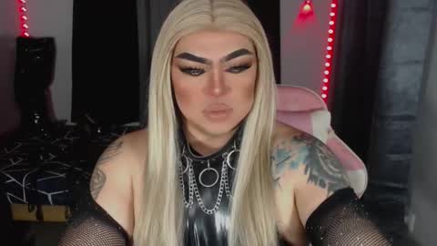 Mistress Michelle online show from March 4, 2:18 am