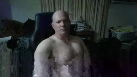 Snapshot of emsguy1 chatting on October 7, 4:38 am Matt online show from October 7, 4:38 am
