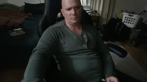 Snapshot of emsguy1 chatting on September 11, 4:22 am Matt online show from September 11, 4:22 am