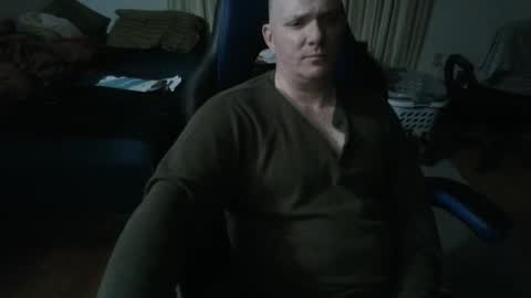 Snapshot of emsguy1 chatting on February 23, 5:28 am Matt online show from February 23, 5:28 am