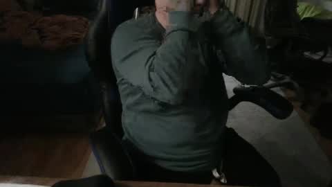 Snapshot of emsguy1 chatting on September 30, 4:07 am Matt online show from September 30, 4:07 am