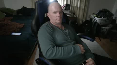 Snapshot of emsguy1 chatting on September 23, 4:12 am Matt online show from September 23, 4:12 am