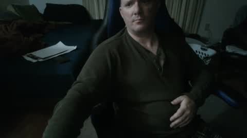 Snapshot of emsguy1 chatting on February 6, 5:03 am Matt online show from February 6, 5:03 am
