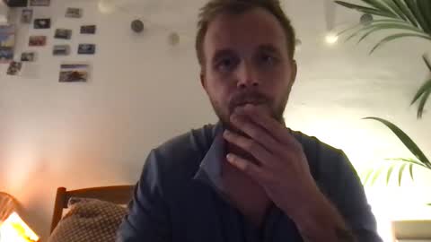 3from Desire online show from October 24, 10:33 pm