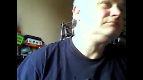 englishguysurrey online show from April 19, 6:10 pm