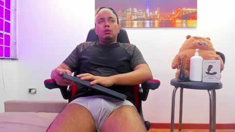 enrique online show from December 22, 12:38 pm