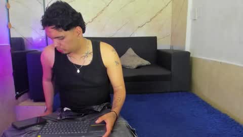 enrique online show from September 15, 12:39 pm