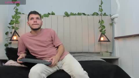 ENZO online show from November 11, 3:17 pm