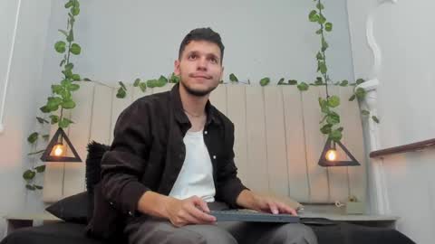 ENZO online show from November 6, 2:53 pm