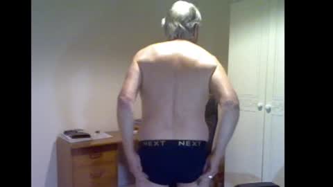 erasmus_d online show from January 15, 6:32 pm