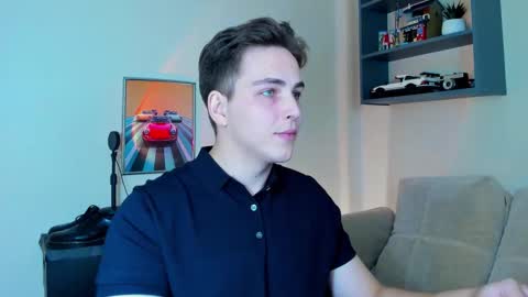 Snapshot of eric_ether chatting on September 23, 8:08 pm Eric online show from September 23, 8:08 pm