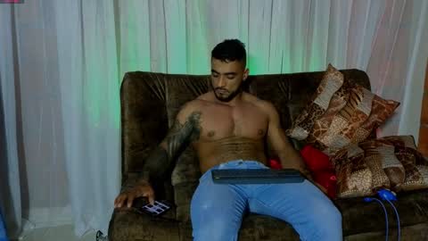 Brayan online show from December 4, 1:25 am