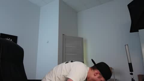    online show from September 17, 6:58 am