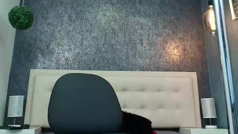   online show from March 9, 5:45 am