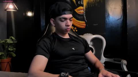 Eryon online show from December 2, 11:24 am