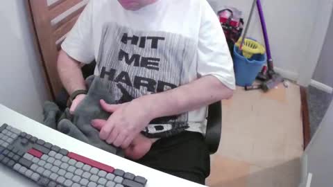 Morph online show from April 17, 9:06 pm