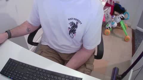 Morph online show from December 15, 10:50 am