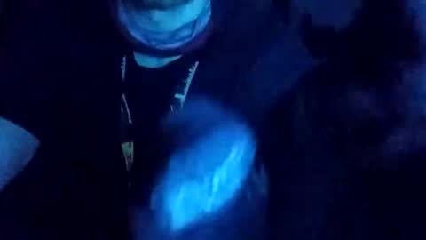 essoisso online show from April 4, 11:35 pm