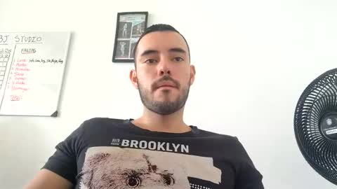 Esteban Reyes  independent model online show from December 16, 3:41 pm