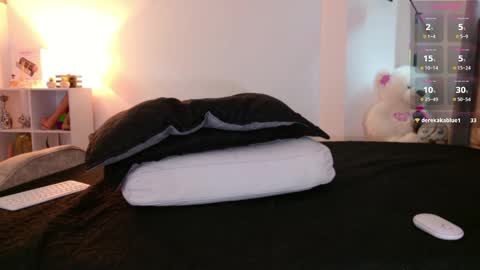 Esteban online show from March 11, 12:23 pm