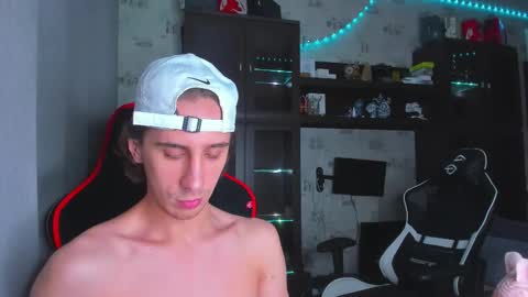 LOUIS online show from November 19, 2:44 am