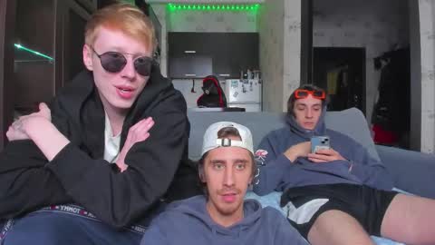 LOUIS online show from September 18, 8:05 am