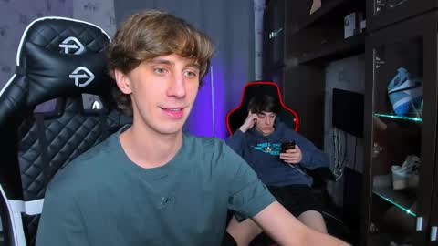 LOUIS online show from February 21, 8:05 pm