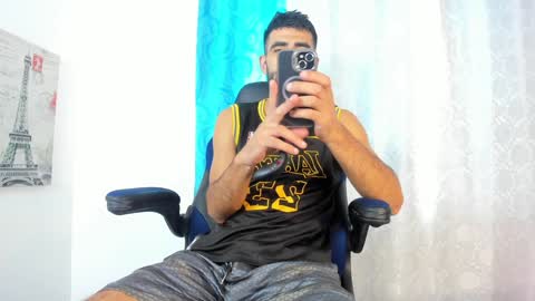 Snapshot of ethan__walker chatting on January 15, 2:46 pm Ethan online show from January 15, 2:46 pm