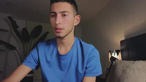 Snapshot of ethan_skiny_ chatting on January 20, 12:15 am Joan online show from January 20, 12:15 am