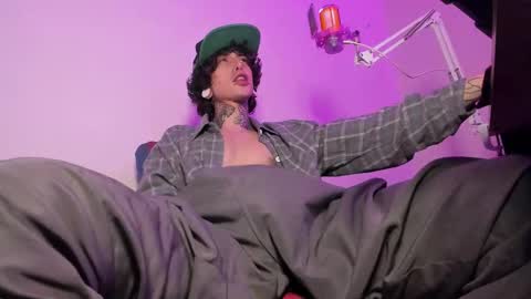 Ethan sykes online show from November 25, 4:58 am