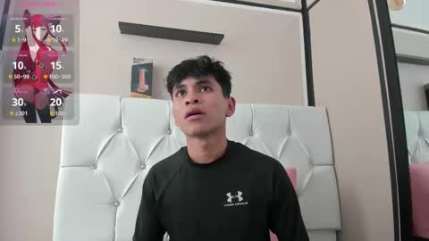 Snapshot of ethan_westt chatting on September 11, 9:25 pm Ethan online show from September 11, 9:25 pm