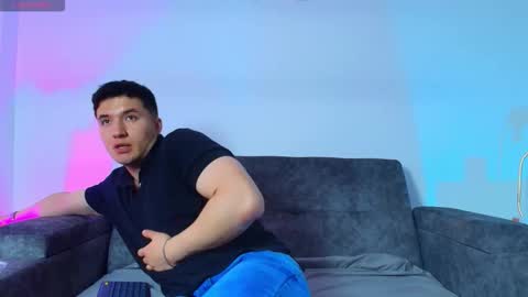 ethanconnor_ online show from March 24, 12:21 pm