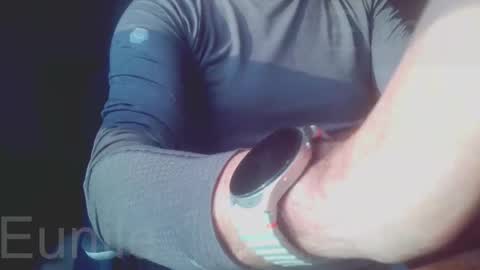 eunile online show from March 23, 7:36 am