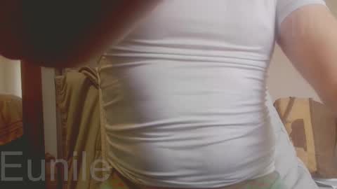 eunile online show from October 20, 2:21 pm