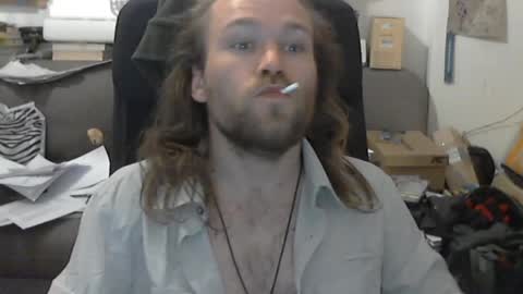 Han online show from April 18, 7:29 pm