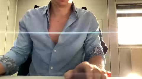 Exostia online show from October 22, 7:45 am