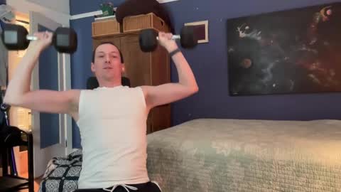 Snapshot of extrafirmtofu chatting on December 15, 4:18 am Tommy Rose online show from December 15, 4:18 am