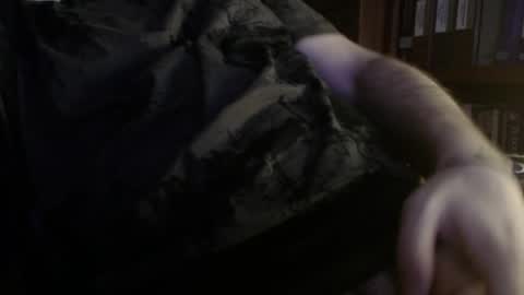 Eyewettu online show from April 22, 4:30 am