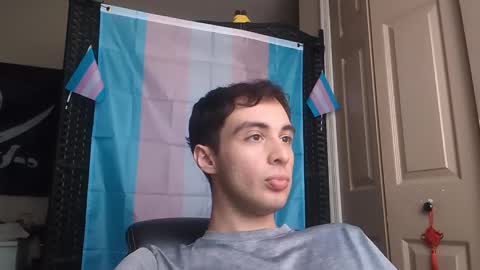 Ezra Naamah online show from December 31, 5:18 pm