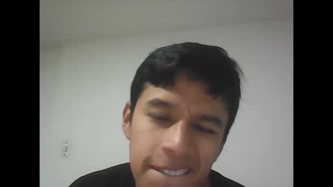 Snapshot of fabiar11 chatting on October 13, 11:11 pm R online show from October 13, 11:11 pm