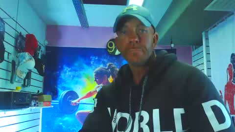 fabxxxl online show from November 18, 1:15 pm