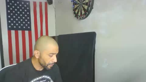 Mark online show from April 4, 11:18 am