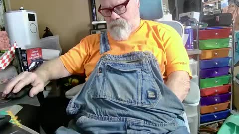 Fred. online show from March 4, 9:32 pm