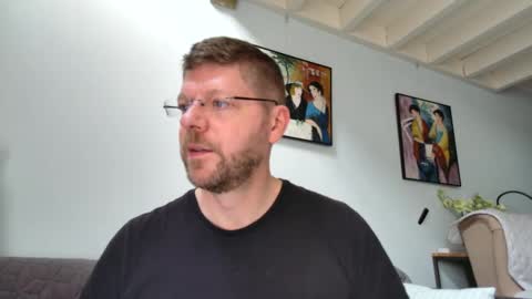 Snapshot of fattenmenow chatting on December 7, 12:24 pm fattenmenow online show from December 7, 12:24 pm