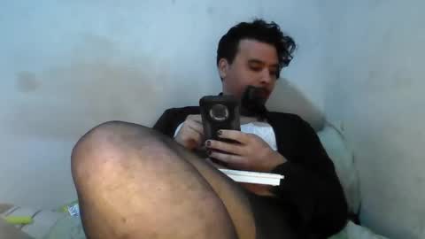 Faux Feitico VSW online show from April 2, 3:20 pm