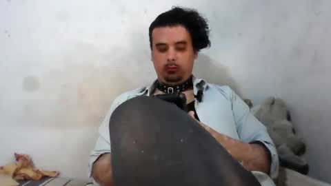 Faux Feitico VSW online show from April 9, 5:19 pm