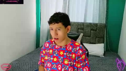 felipehotgonzalez online show from January 18, 12:29 pm