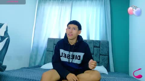 felipehotgonzalez online show from November 18, 1:04 pm