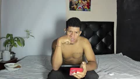  Felipe  online show from October 31, 12:01 am