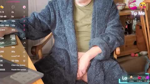 Adam online show from October 17, 8:18 am